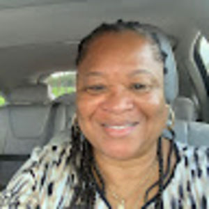 Meet your Posher, Ella